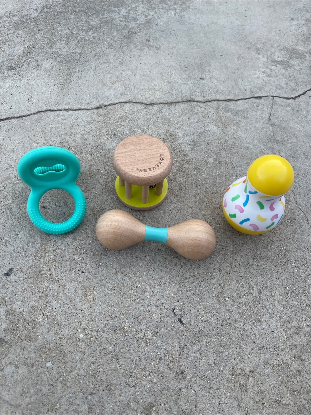 Lovevery Teething Ring & Wooden Rattle Set - Turquoise, Yellow